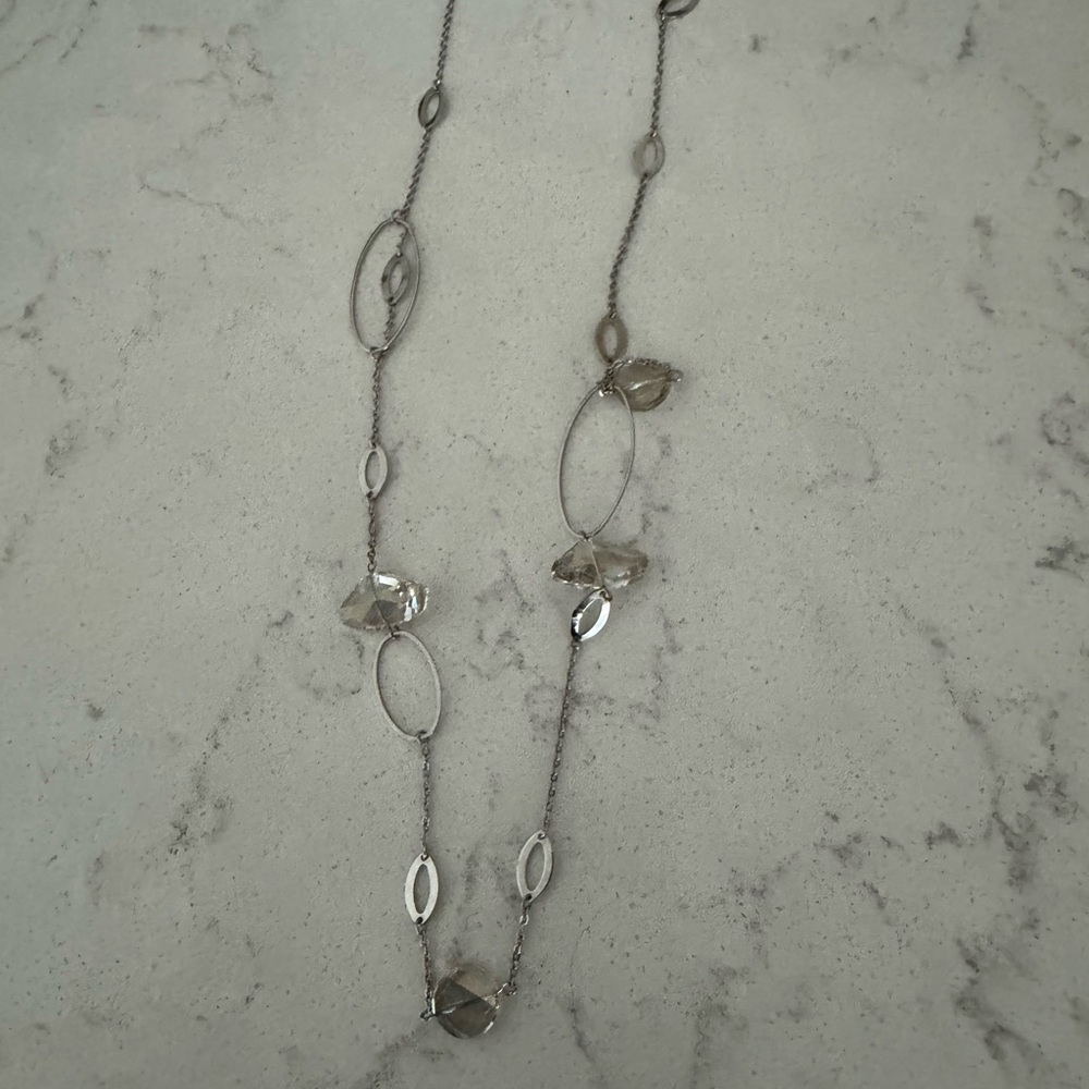 Elegant Silver Necklace with Clear Accents